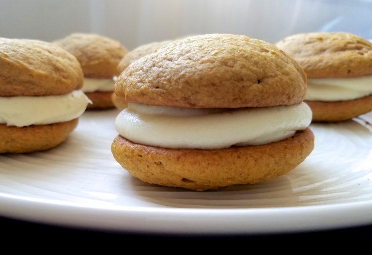 Pumpkin Whoopie Pies Recipe Old Farmer S Almanac