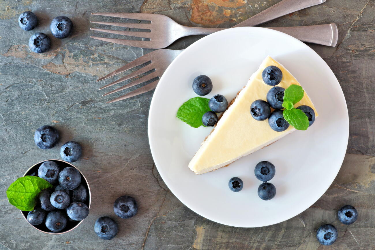 Recipe For The World S Best Cheesecake Almanac Com   Almond Cheesecake 